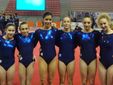 Alexia Angelini (terza a dx) con le sue compagne di squadra ad Ancona