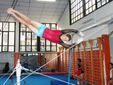 Alexia nel salto Tarzan alle parallele