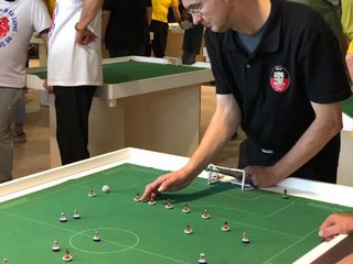 · Rolle vs Tassone: Alessandro Rolle durante l’incontro con Domenico Tassone · Rolle vs Tassone: Alessandro Rolle durante l’incontro con Domenico Tassone