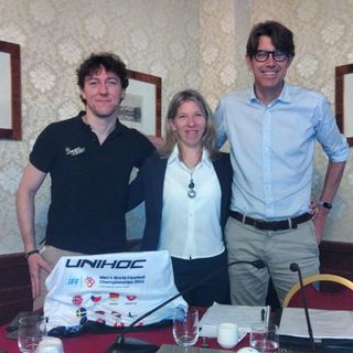 Da sinistra il Presidente Uscente Giorgio Rambaldi, La neo presidente Sonia Sopranzi, il segretario generale Jorgen Olshov