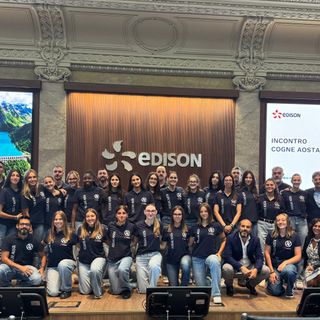 LA COGNE AOSTA VOLLEY IN VISITA A MILANO: EDISON ACCOGLIE LA SQUADRA NEI LUOGHI SIMBOLO DELLA SUA STORIA