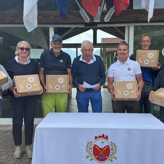 Da sinistra: Elsa Blanc, Elisabetta Misino, Fabio Fortin, Dario Come, Rudy Perronet, Roberto Rossi, Enzo Spelgatti e Gilles Personnettaz