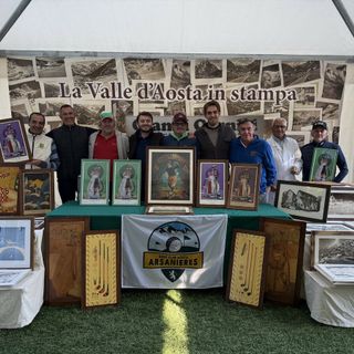 Nella foto da sinistra: Massimo Scopacasa, Manuel Barrel, Marco Lambert, Andrea Succi, Paolo Bringhen, Niccolò Lo Giudice, Emilio Bionaz, Gianni Tomassoni(Sponsor), Carlo Cerise