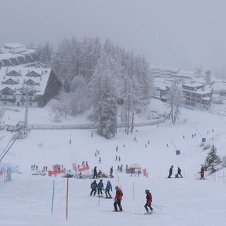 È iniziato sotto la neve il confronto internazionale Top50