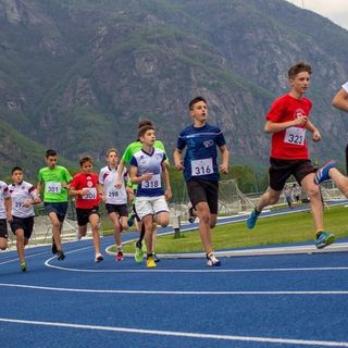 Partenza 600 cadetti nell'articolo Gamba Lorenzini e in basso Mathieu Bosonin