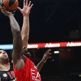 Impresa dell'EA7 in Eurolega