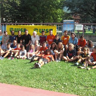 I protagonisti del Torneo 3 contro 3 al Quartiere Cogne. Sotto da sinistra le foto de gli Interquartiere, l'FC Campetto e de I Prof