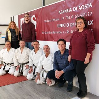 L’Agenzia ITAS di Aosta e di Morgex donano un defibrillatore all’ASD SEISHINKAI KARATE COURMAOSTA