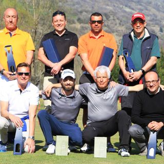 da sinistra in piedi: Bianchi - Pastore - Carpentieri - Raiteri