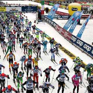Una Marcialonga tutta svedese: lo sprint premia Korsgren e Persson