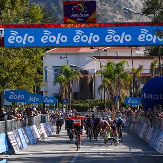 GIRO DELLA SICILIA EOLO: Molano centra il bis