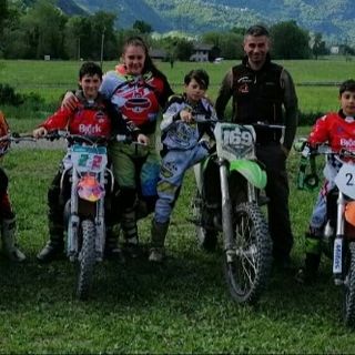 Da sn Nicolò Adage, Simone Corongiu, Vincenzo Bove, Ylenia Bove, Alessio Cestari, Ugo Cosentino, Pietro Mantadia e Simone Mantasia