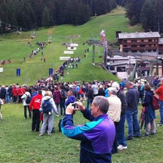 Sci d'erba: Il calendario di Coppa del mondo: sei tappe complessive, di cui quattro in Italia con Montecampione, San Sicario, Santa Caterina e Sauris