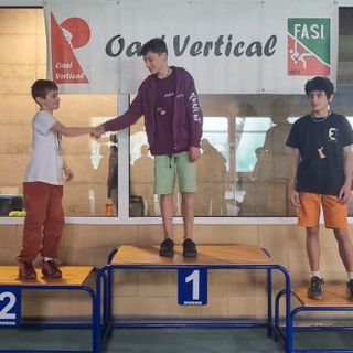 Arrampicata: Alessandro Bonjean festeggia in ritorno ad Aosta