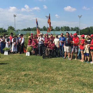 PREMIAZIONE ATTACCHI - COPPA DELLE REGIONI In divisa rossa a dx la squadra dei valdostani