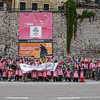 GIRO D’ITALIA: È tornato biciscuola con la pedalata rivolta ai ragazzi