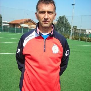 Giordano Piras. In basso la locandina