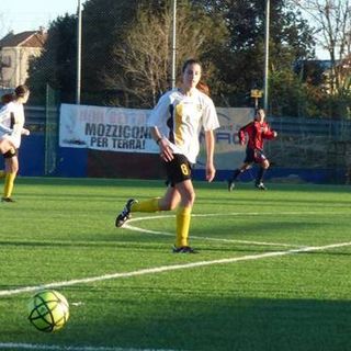 Calcio f: PDHAE a caccia di punti playoff a Collegno