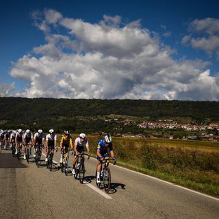 Ciclismo: Milano-Torino, la classica più antica strizza l'occhio ai velocisti