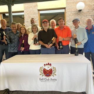 Da sinistra: Roberto Vilbrant, Domenico Pellicone, Sara Anna Maria Raiteri, Paola Stevanon, James Paul Woodall, Susy Cuneaz, Roberto Jacquemod Pane, Dario Comé, Emilio Bionaz, Sergio Abbadessa e Gianfranco Ratibondi