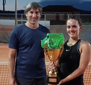 Tennis: La valdostana Corinne Cornaz trionfa nel torneo Vip di Diano Marina