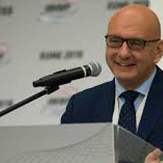 Ivo Ferriani eletto alla presidenza della AIOWF, l'associazione che riunisce le federazioni internazionali degli sport olimpici invernali