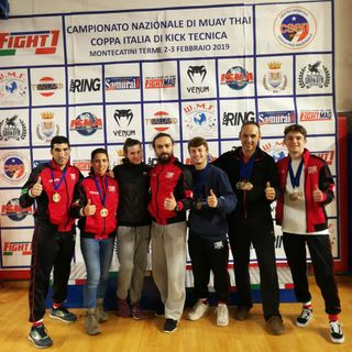 Foto di gruppo per gli atelti valdostani in trasferta a Montecatini