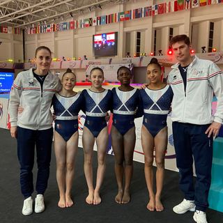 Eleonora Ratti con la squadra francese ai mondiali Junior