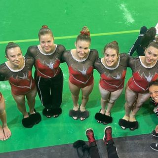 Claire Savoye, Sofia Chiumello, Sophie Graziano, Alessia Ristorto, Sofia Ambrosio e Lucrezia Silvestro con le tecniche Claudia Iacona e Federica Vinante