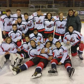 Hochey ghiaccio: U 15;  I Gladiator surclassano i pari età del Renon