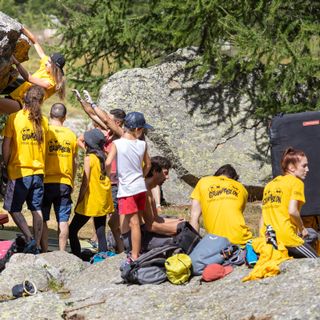 Successo della quinta edizione GRANPABLOK raduno di arrampicata sui massi