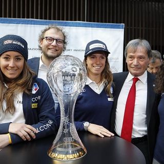 Il Ministro per lo Sport, Luca Lotti, premia gli &quot;Sci Club Stellati&quot; FISI a Modena - Skipass. Il riconoscimento a 51 società attive sul territorio