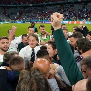 Mancini: “Siamo stati straordinari, ma la strada è ancora lunga”. Bonucci: “Stiamo diventando grandi”
