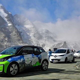 La mobilità sostenibile ai piedi del Gran Paradiso con il primo Alpine Pearls E-Tour