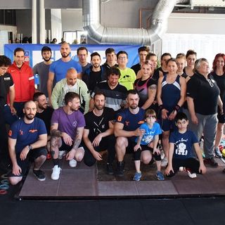 Gruppo atleti e dirigenti