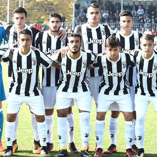 Calcio: La Primavera della Juventus in ritiro in Valle
