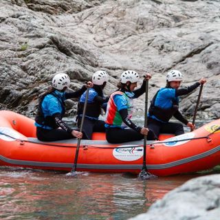 Vda rafting team: Carlotta, Elodie, Gaia, Letizia