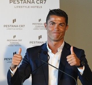Calcio: 'Giallo' sulla presenza di Cristiano Ronaldo a Courmayeur