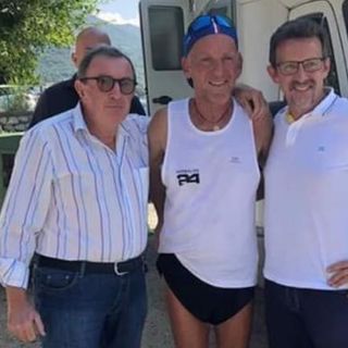 Il presidente del Rotary VdA, Piergiorgio Montanera, a fianco di Fabrizio Amicabile giunto ad Aosta