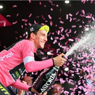 GIRO D'ITALIA: Yates in volata domina sul Campo Imperatore