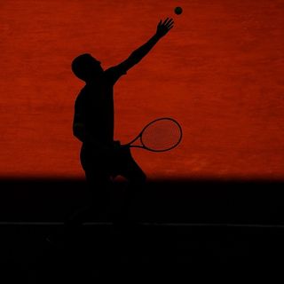 Tennis: si torna su terra rossa e sintetico seguendo le norme anticontagio