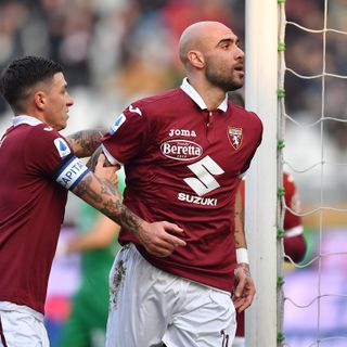Calcio: Serie A; corsa a tre per lo scudetto, frena il Cagliari