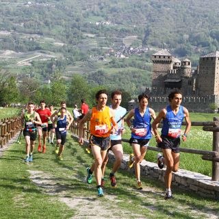 Trail: Un Primo maggio da tutto esaurito a Fénis Ultimi posti disponibili per il MiniTrail non competitivo