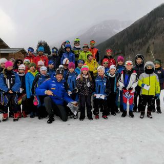 Foto di gruppo della premiazione (cliccare sull'immagine per avviare la gallery)