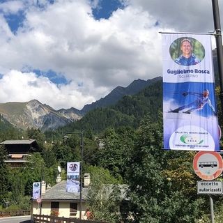 I testimonial sportivi delle valli del Monte Bianco sventolano in Valdigne