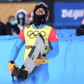 PECHINO 2022: Visintin corona il sogno di una vita, bronzo nello snowboardcross