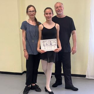 Martina Vigliocco, ballerina dell’Institut  de Danse du Val d’Aoste a Torino in uno stage con 2 maestri russi