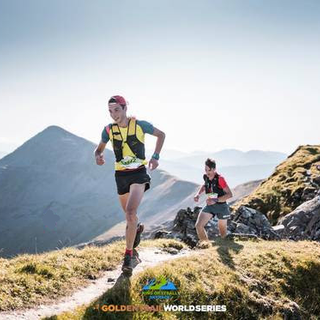 Corsa in montagna: A Nadir MAGO Maguet il Ring of Steall Skyrace sulle montagne scozzesi