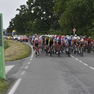 Con ride green il Giro d’Italia è sempre più sostenibile. I volontari del Liceo linguistico di Courmayeur i più motivati