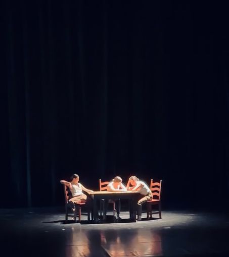 da sinistra: Mia Brunello, Emma Bidoia da sinistra: Mia Brunello, Emma Bidoia